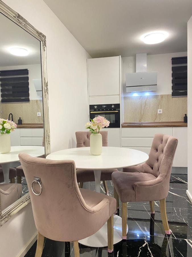 Sweet Flat With 2 Bedrooms Split Croatia 외부 사진