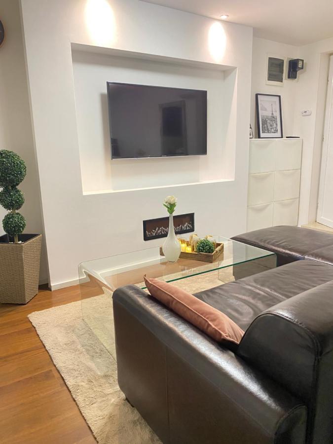 Sweet Flat With 2 Bedrooms Split Croatia 외부 사진